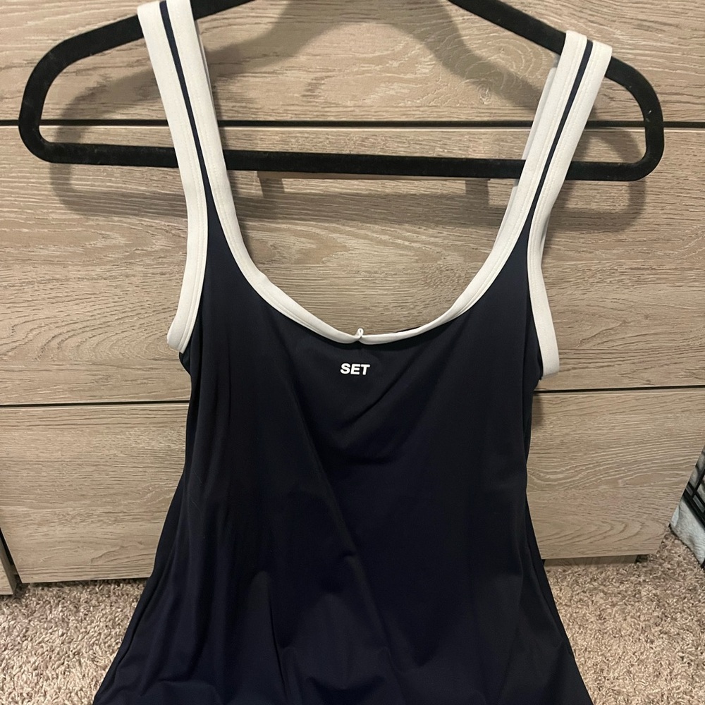 Set active dress